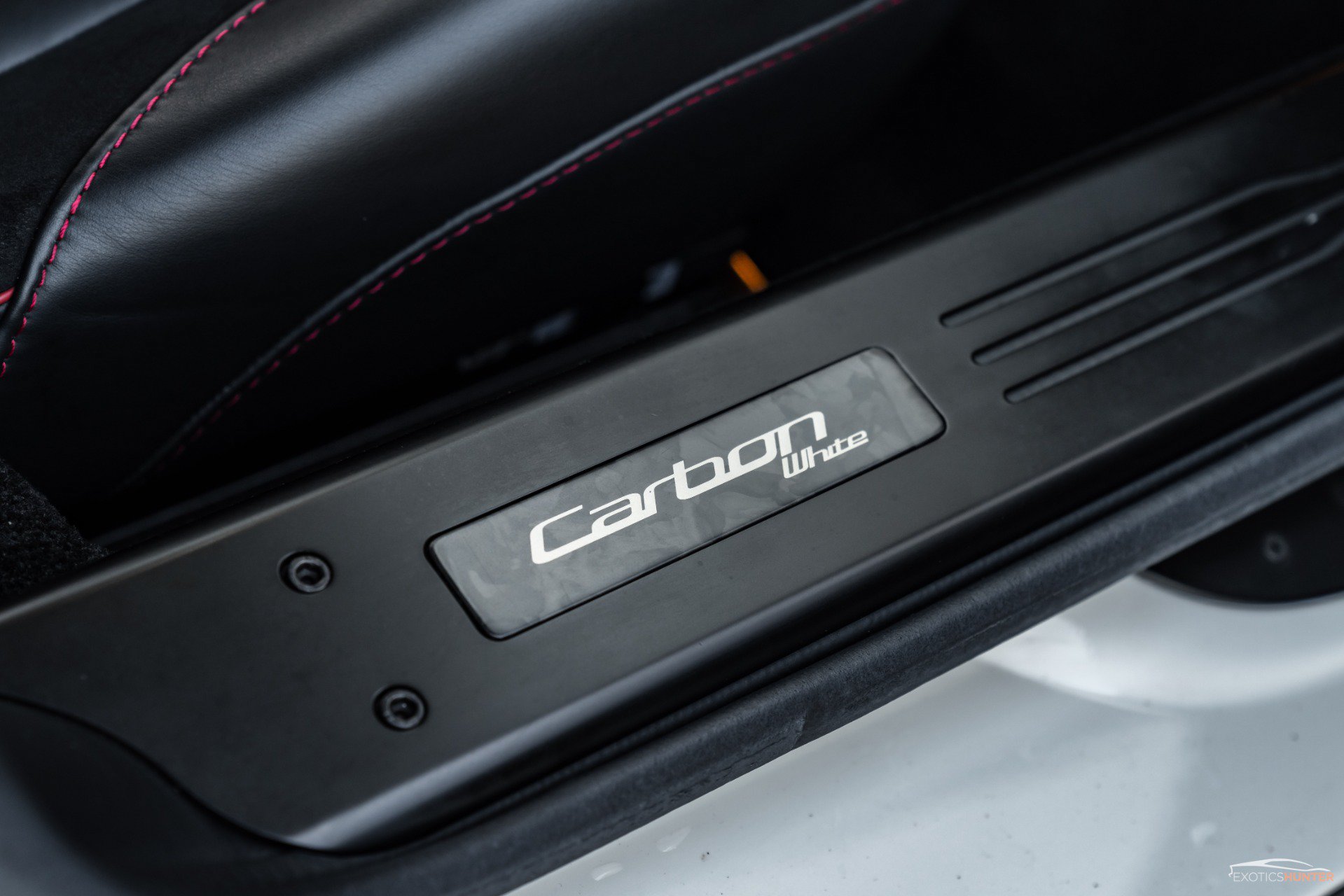 Used 2015 Aston Martin Vanquish Coupe RWD image 19
