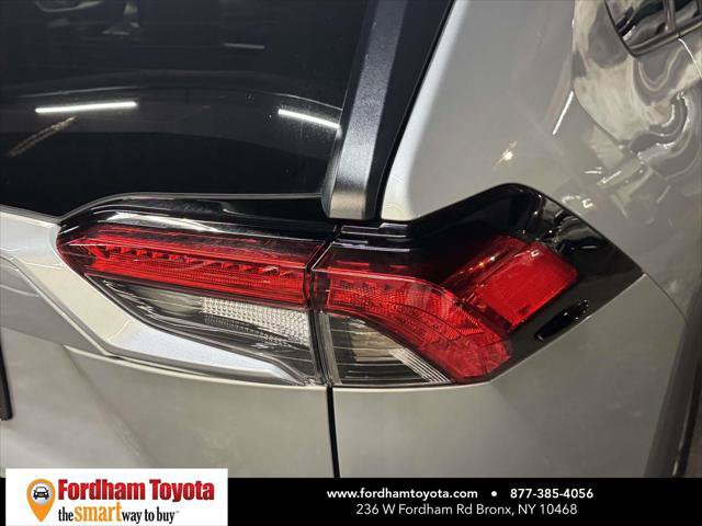 Certified 2025 Toyota RAV4 XLE AWD/4WD image 11
