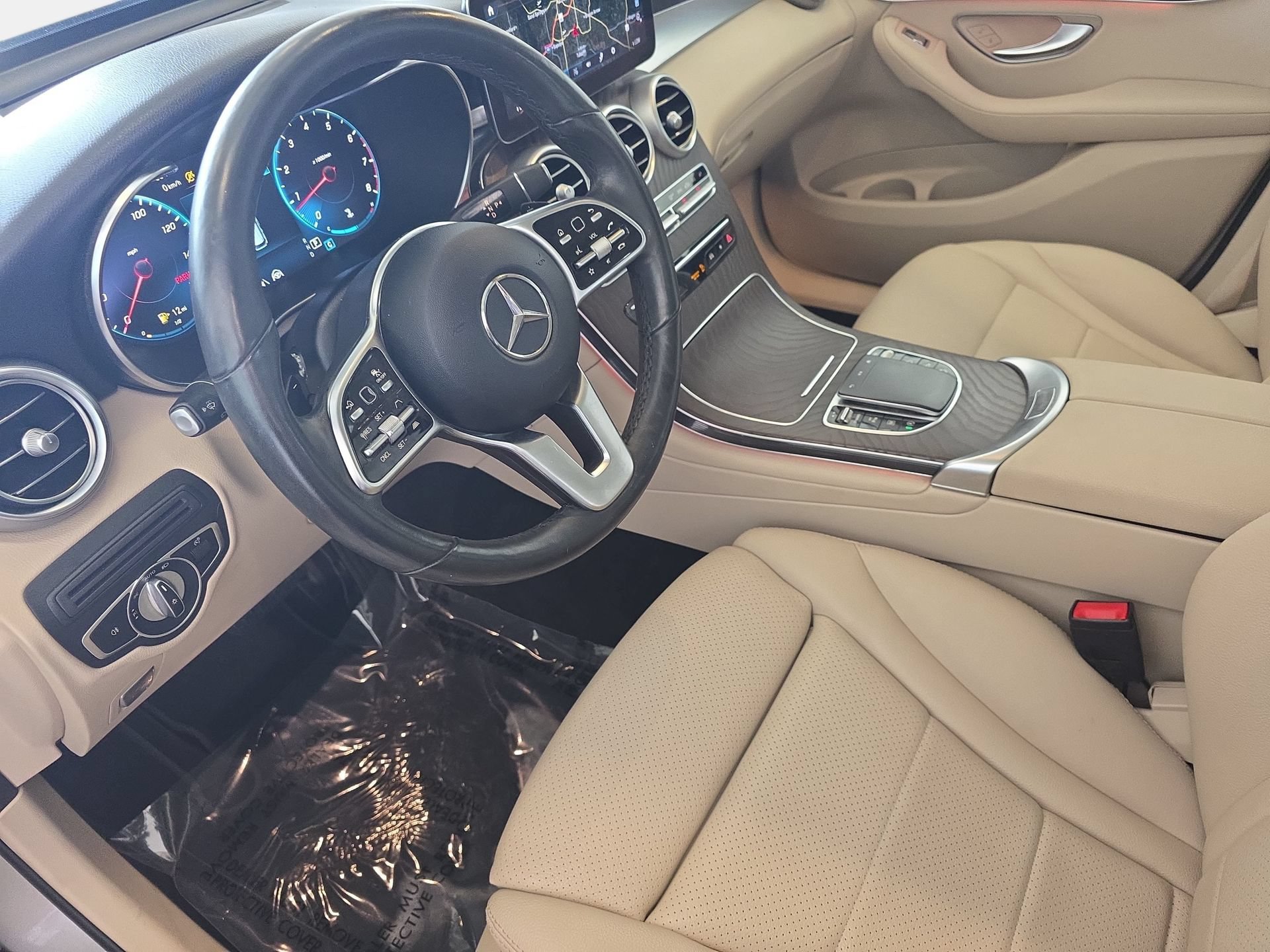 Used 2021 Mercedes-Benz GLC 300 4MATIC image 16