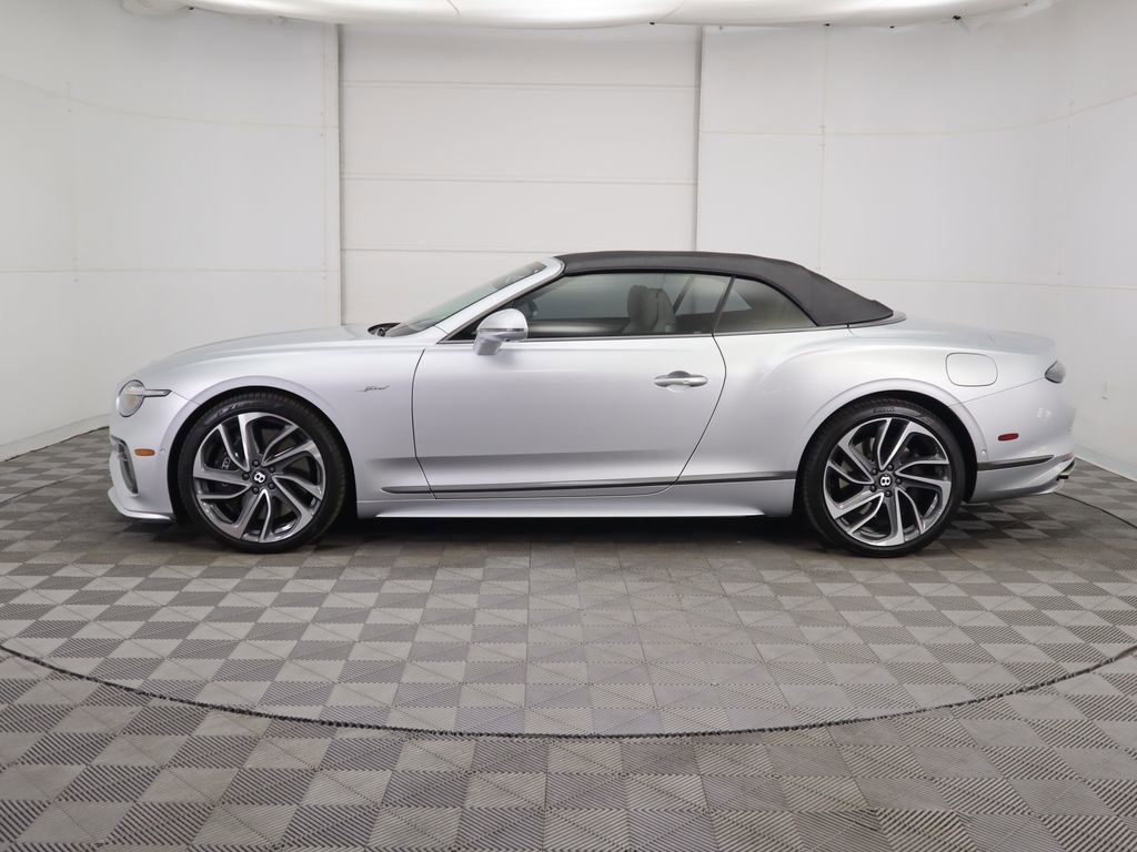 Used 2025 Bentley Continental GT Speed image 16
