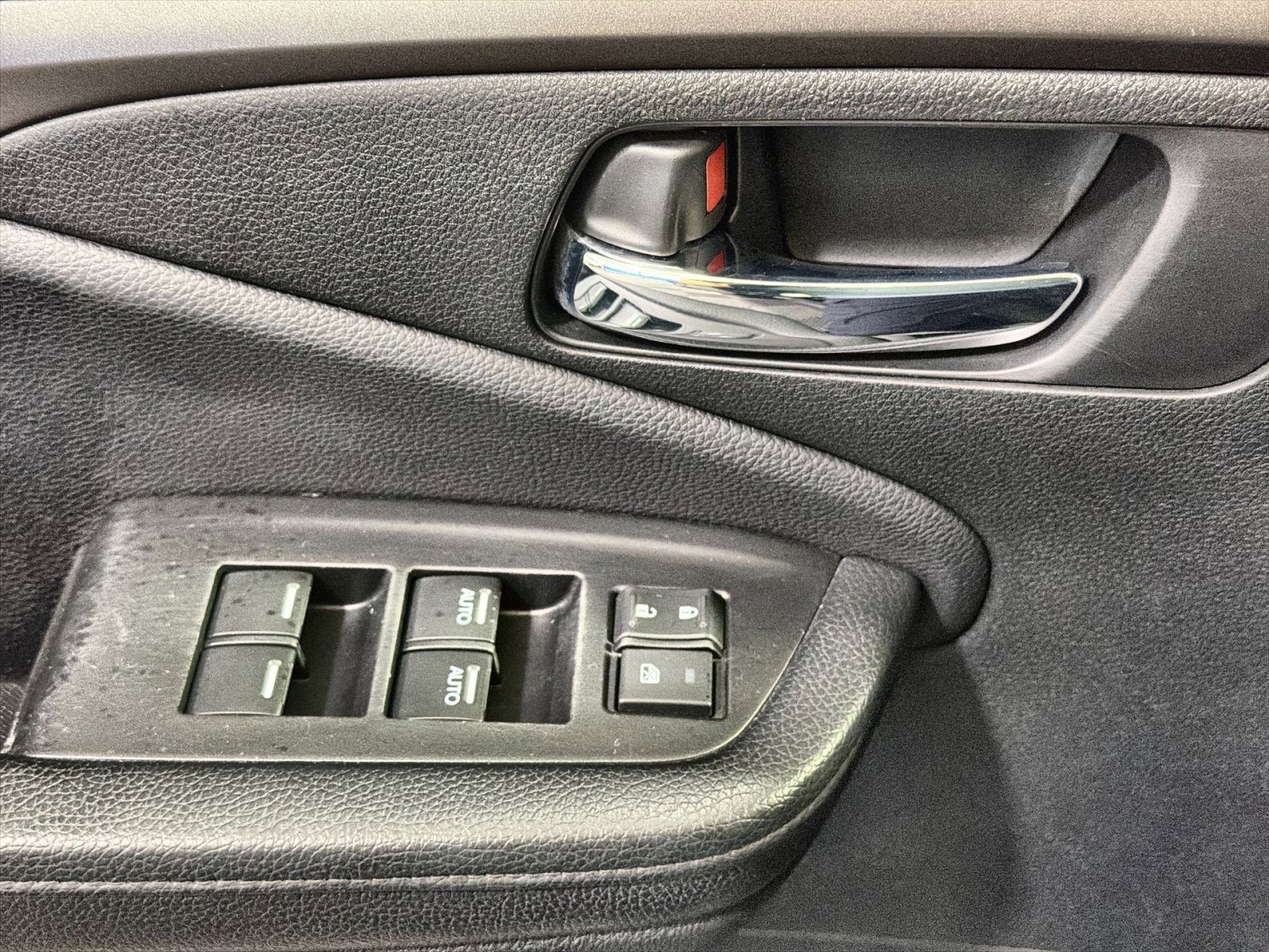 Used 2018 Honda Pilot EX-L image 39