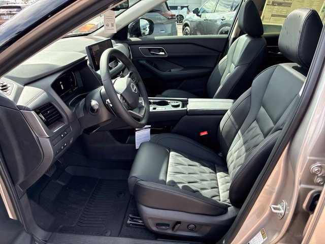 New 2026 Nissan Rogue Platinum w/ Platinum Premium Package AWD/4WD image 7