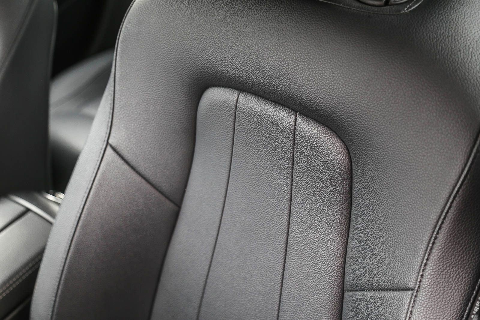 Used 2025 Mercedes-Benz CLA 250 image 24