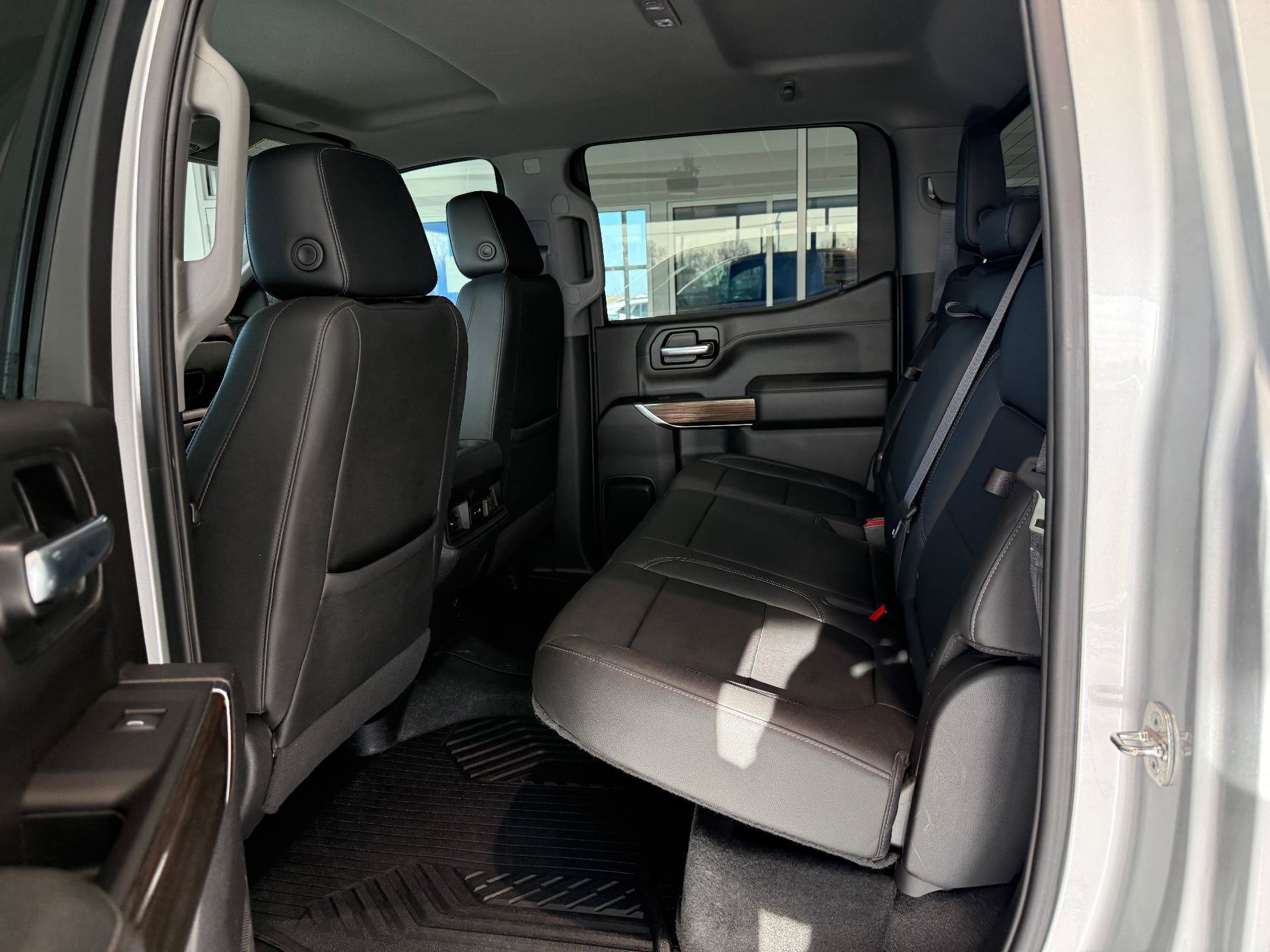 Certified 2022 Chevrolet Silverado 1500 LT Trail Boss w/ LT Trail Boss Premium Package AWD/4WD image 12
