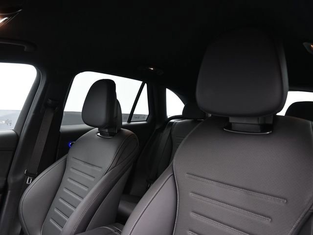 New 2026 Mercedes-Benz GLC 300 image 2