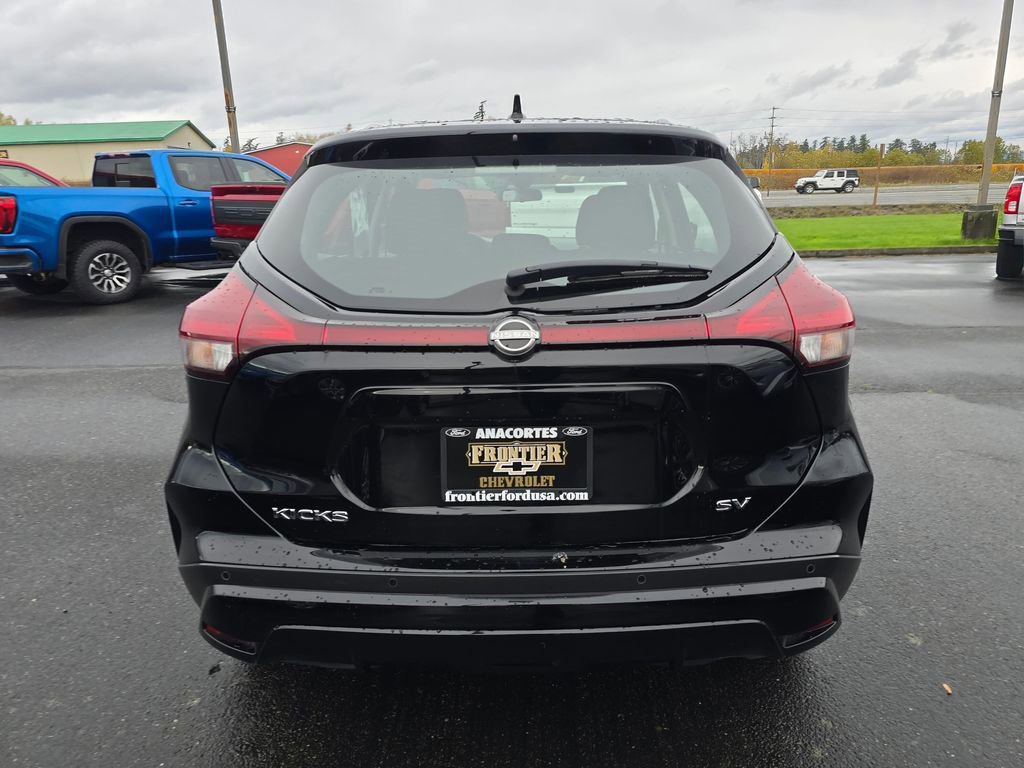 Used 2024 Nissan Kicks SV image 5
