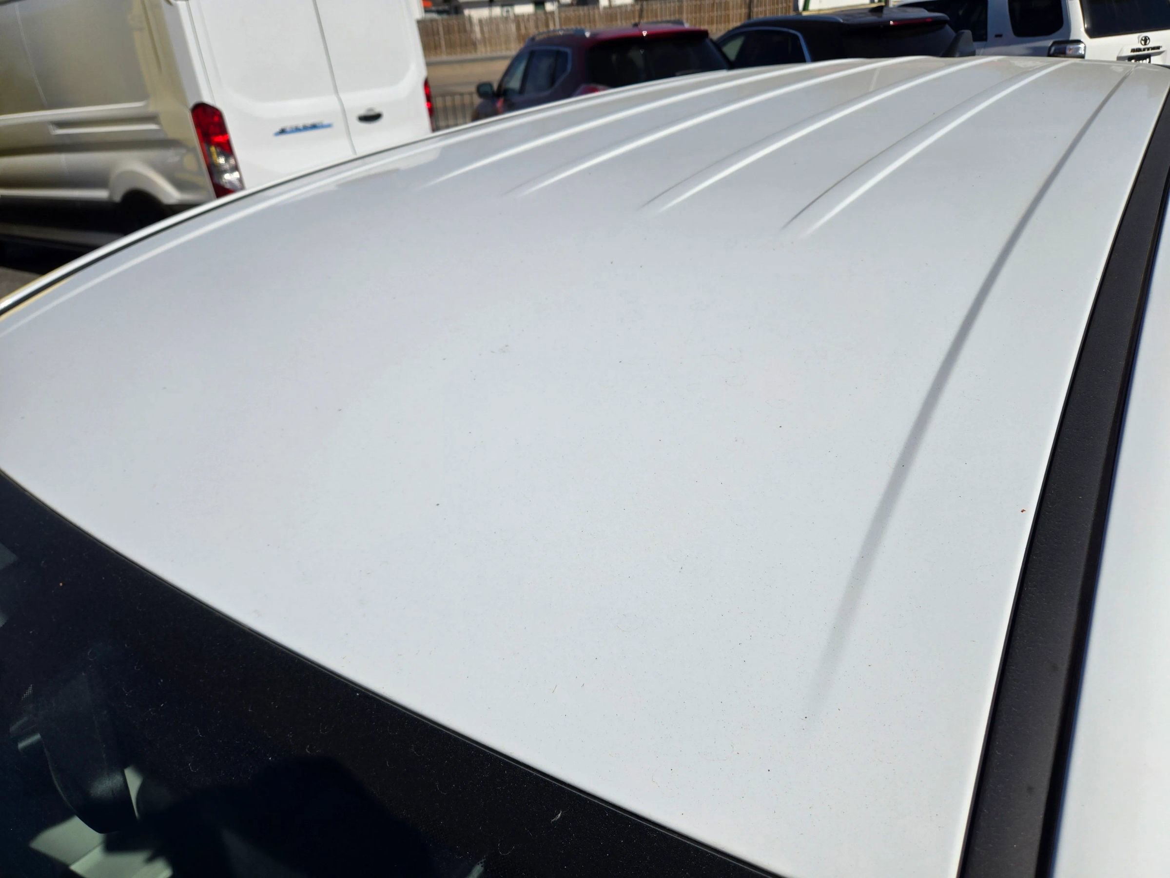 Used 2022 Chrysler Voyager LX image 58