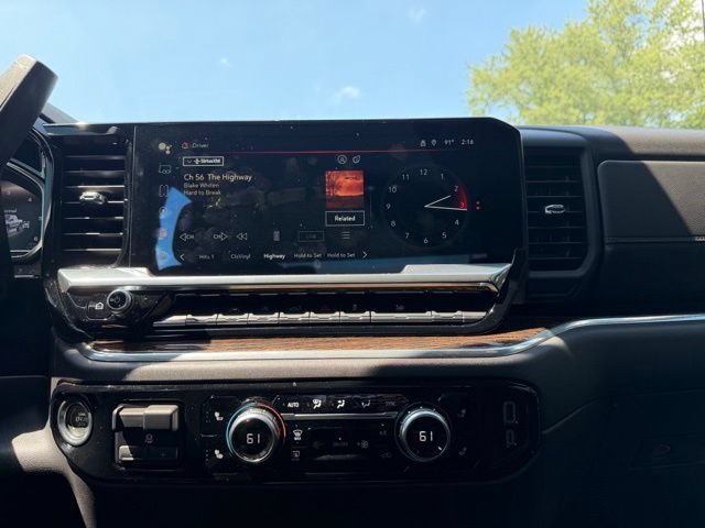 Used 2024 GMC Sierra 1500 Elevation w/ LPO, Elevation Black Package AWD/4WD image 16