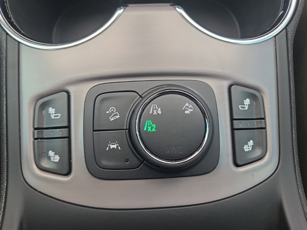 Used 2024 GMC Terrain AT4 AWD/4WD image 29
