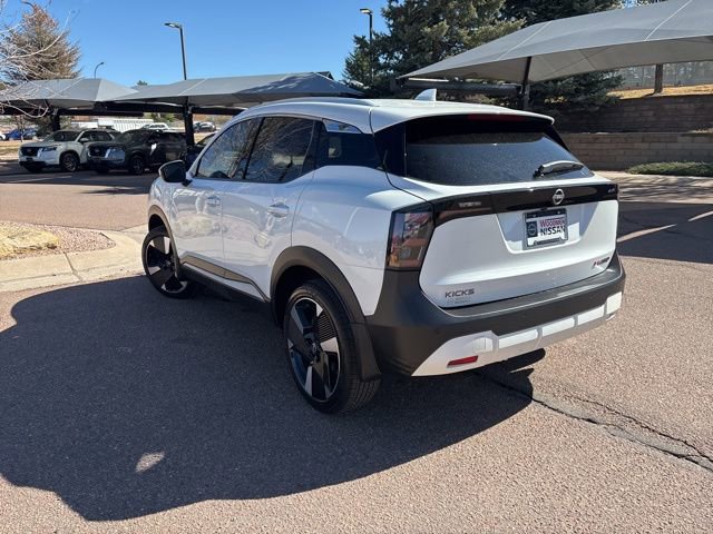 Used 2025 Nissan Kicks SR image 7