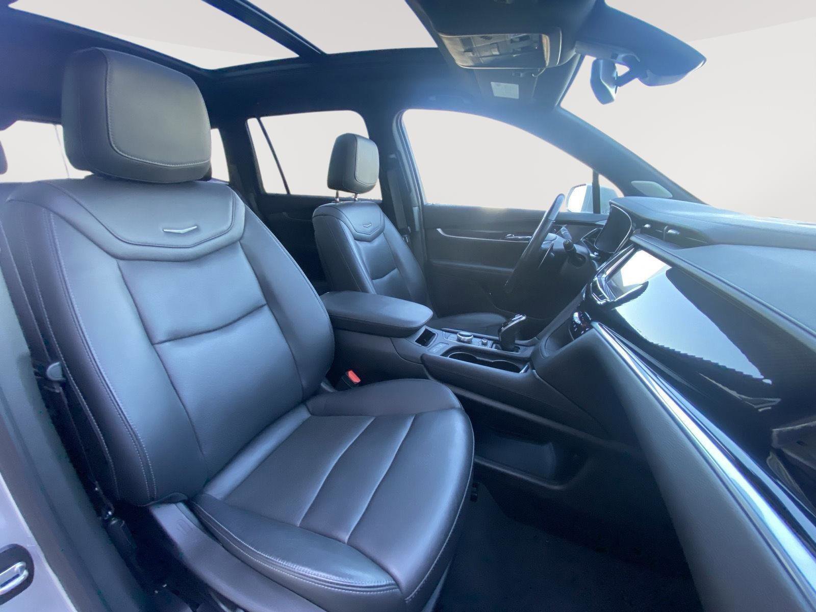 Used 2020 Cadillac XT6 Sport AWD/4WD image 25