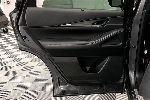 Used 2023 INFINITI QX60 Luxe w/ Cargo Package image 23