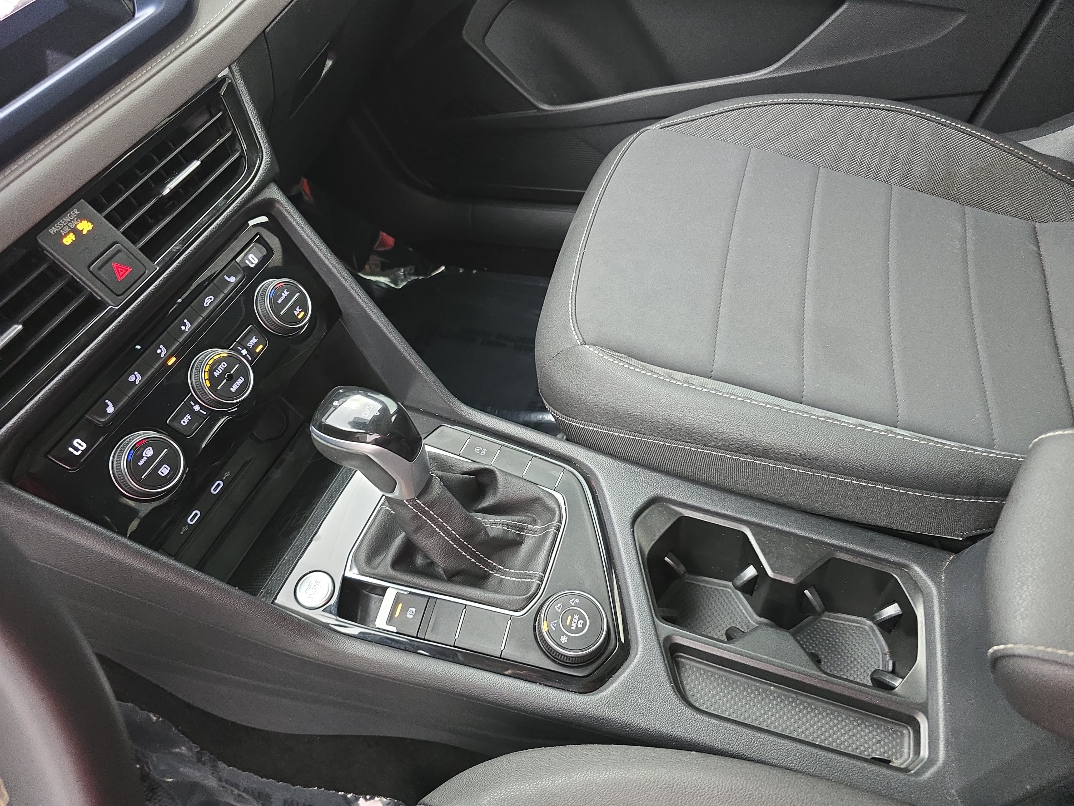 Certified 2024 Volkswagen Taos SE AWD/4WD image 24