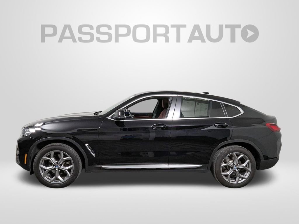 Certified 2023 BMW X4 xDrive30i w/ Convenience Package image 2
