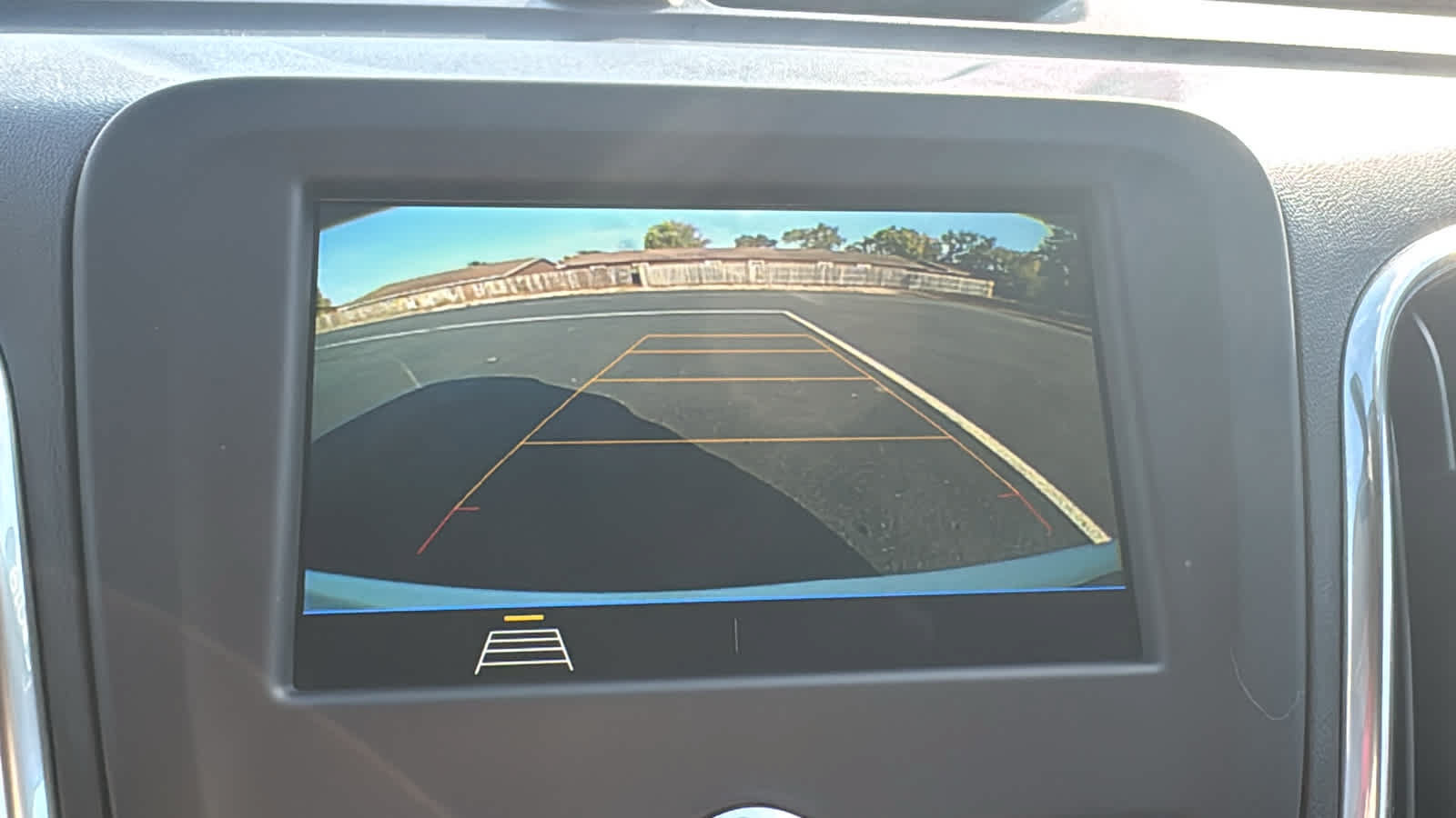 Certified 2019 Chevrolet Equinox LT AWD/4WD image 16