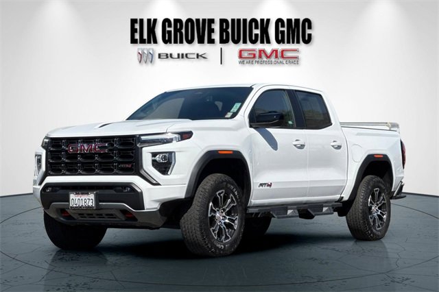 Used 2024 GMC Canyon AT4 w/ AT4 Premium Package image 8