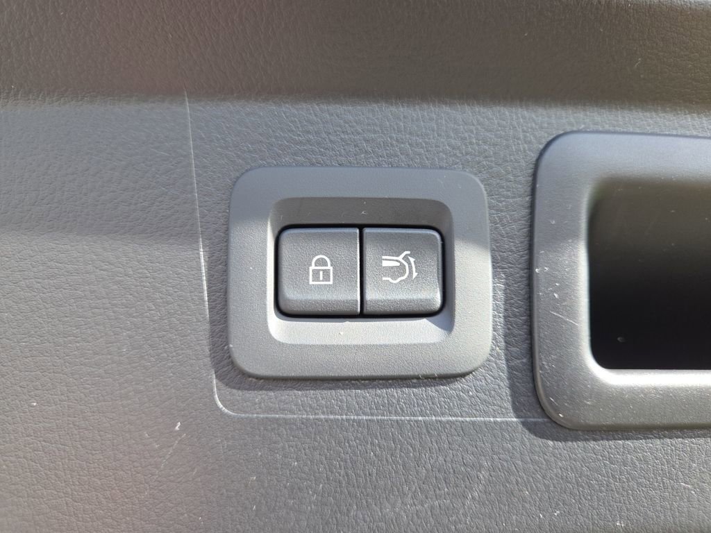 Certified 2025 MAZDA CX-50 AWD 2.5 S w/ Preferred Package image 13