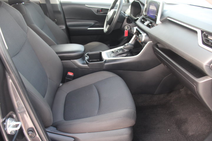 Certified 2024 Toyota RAV4 LE AWD/4WD image 19