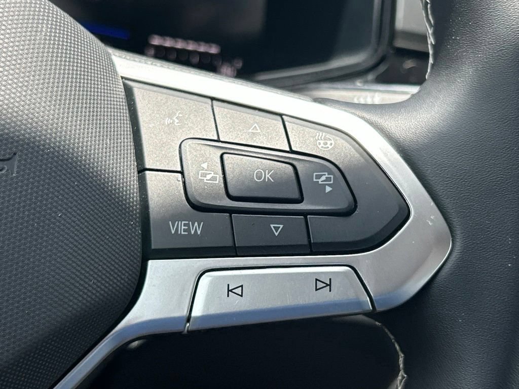 Certified 2025 Volkswagen Taos S FWD image 26