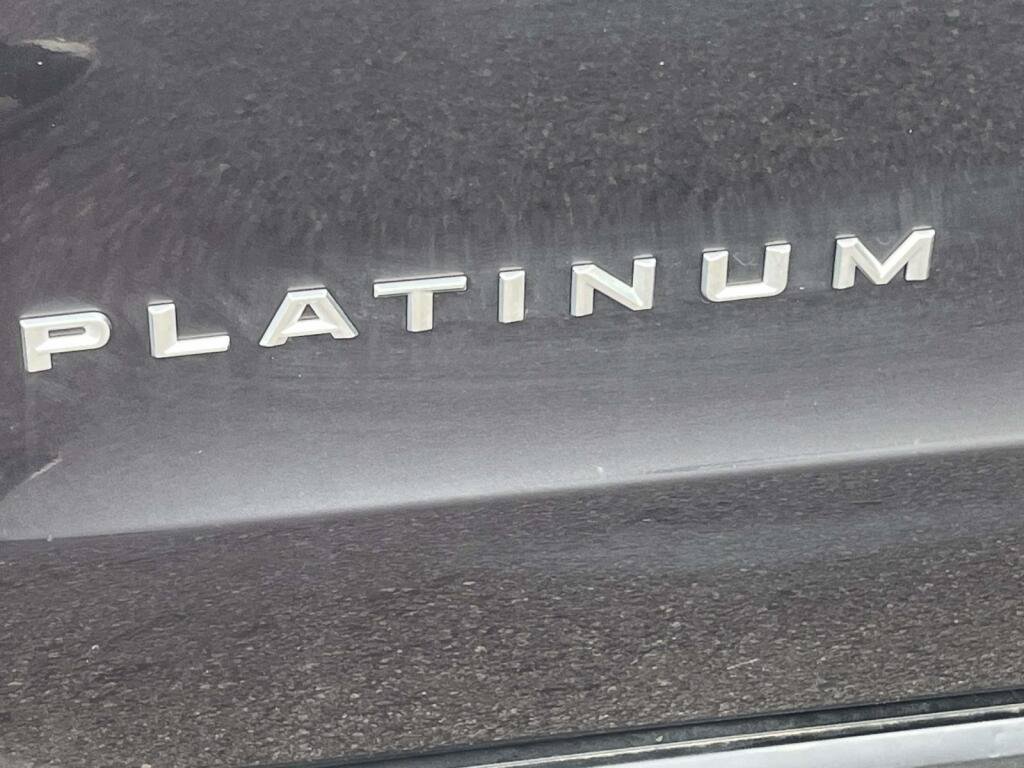 Certified 2025 Ford Expedition Platinum AWD/4WD image 16