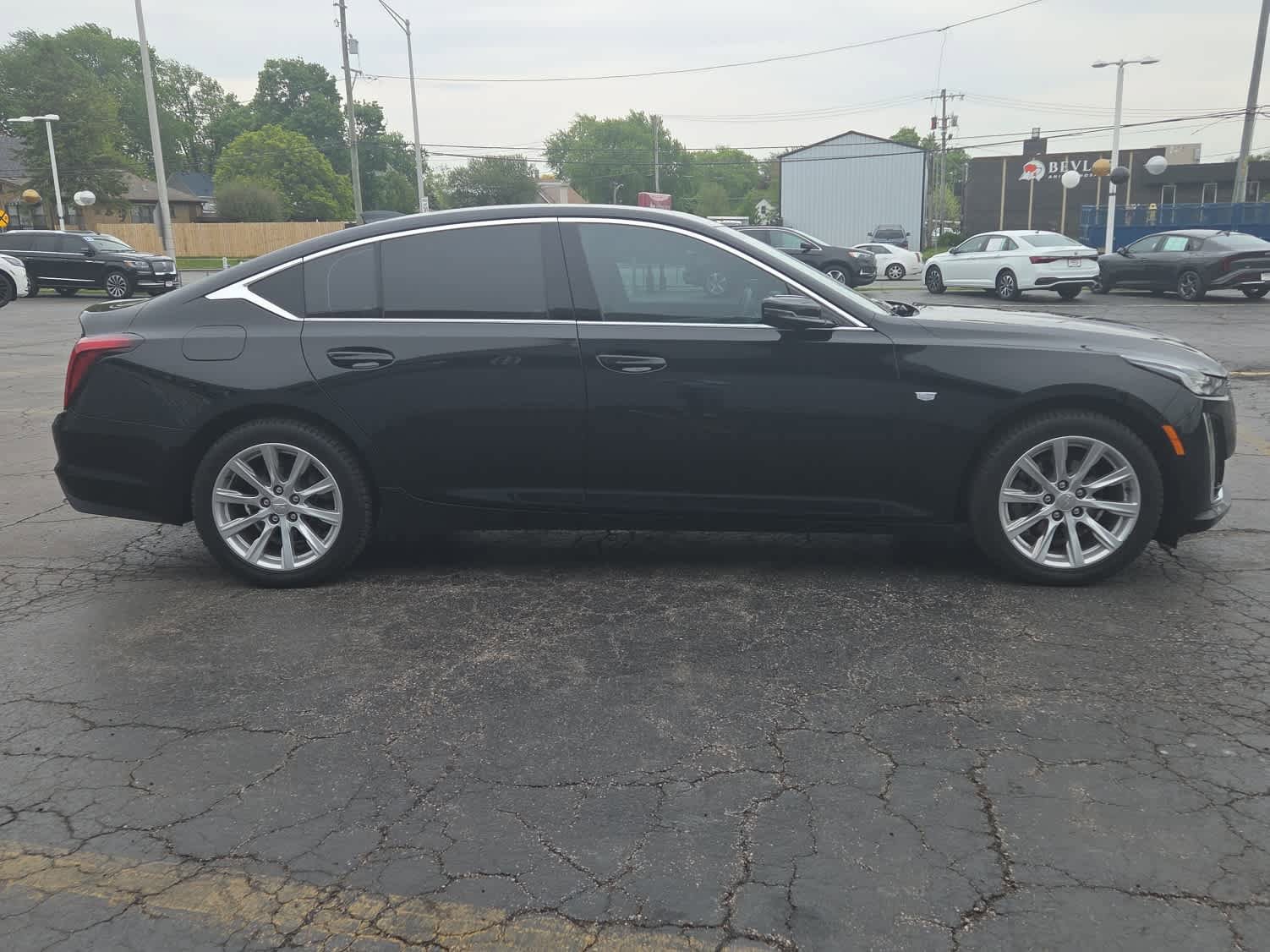 Used 2023 Cadillac CT5 Luxury w/ Sun And Sound Package AWD/4WD image 32