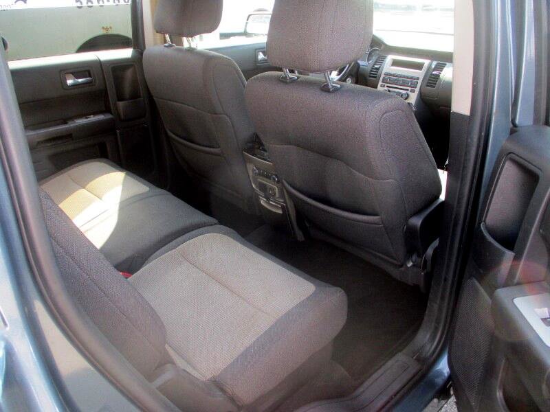 Used 2010 Ford Flex SE image 8