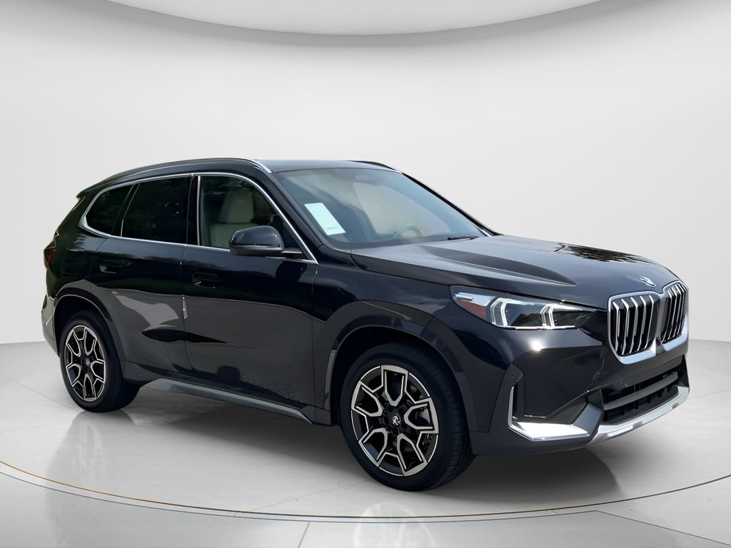 New 2025 BMW X1 xDrive28i w/ Technology Package AWD/4WD image 2
