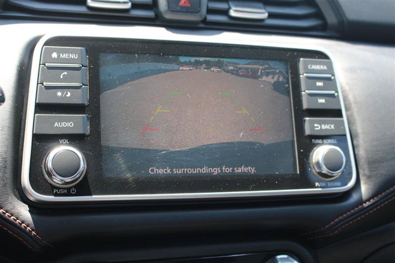 Used 2020 Nissan Versa SR FWD image 11