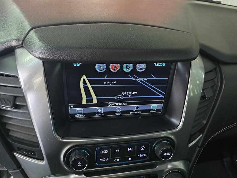 Used 2020 Chevrolet Suburban LT AWD/4WD image 24