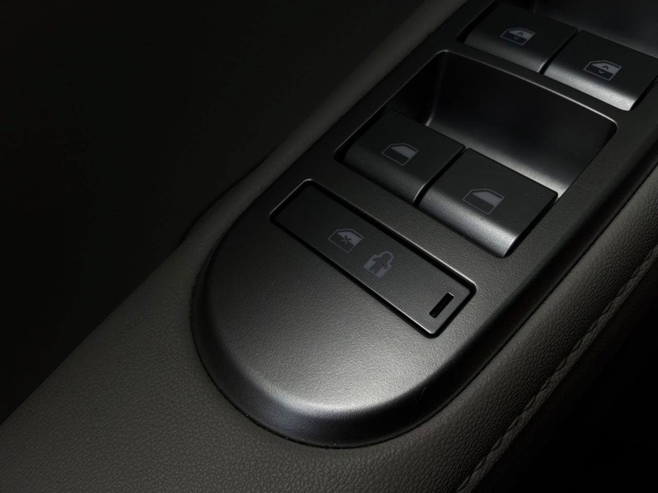 Used 2026 Hyundai Palisade SEL FWD image 29
