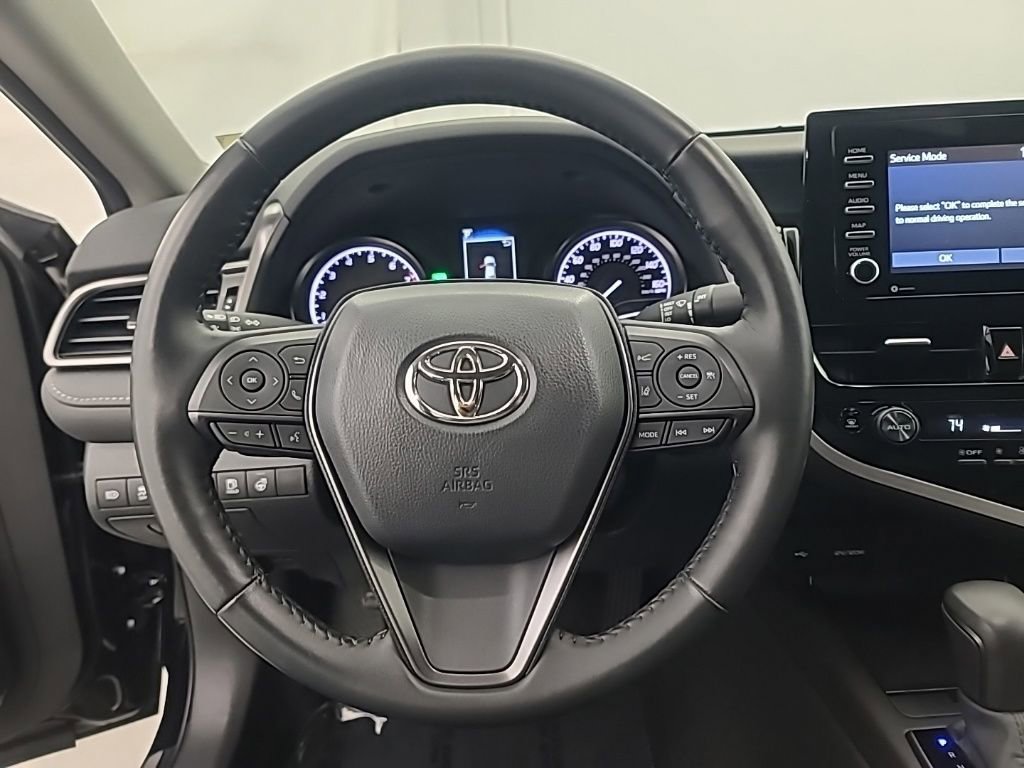 Used 2023 Toyota Camry SE w/ Cold Weather Package image 31