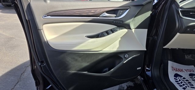 Used 2023 Buick Enclave Avenir w/ Avenir Technology Package image 8
