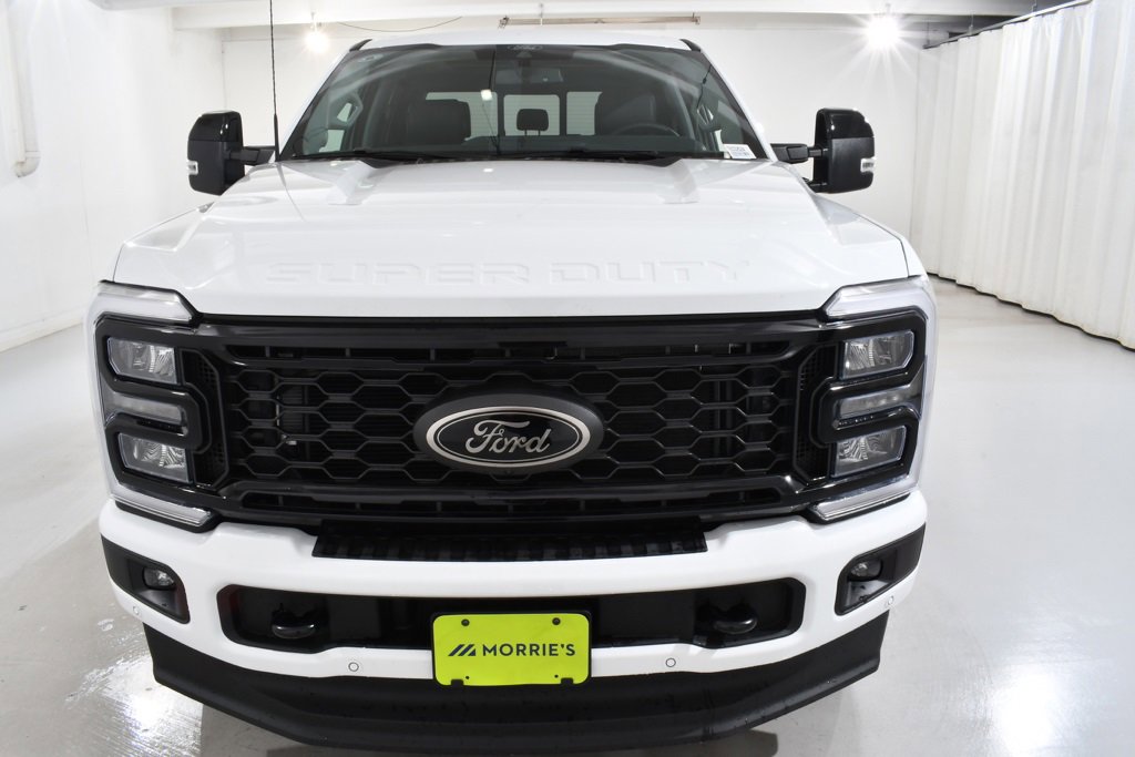 New 2026 Ford F350 Lariat w/ Black Appearance Package image 3
