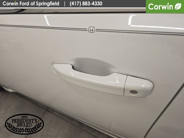Used 2019 Honda Insight EX image 18