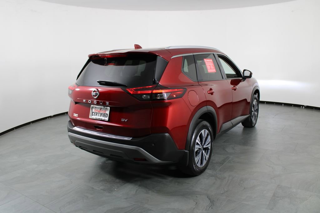 Certified 2021 Nissan Rogue SV w/ Premium Package image 16