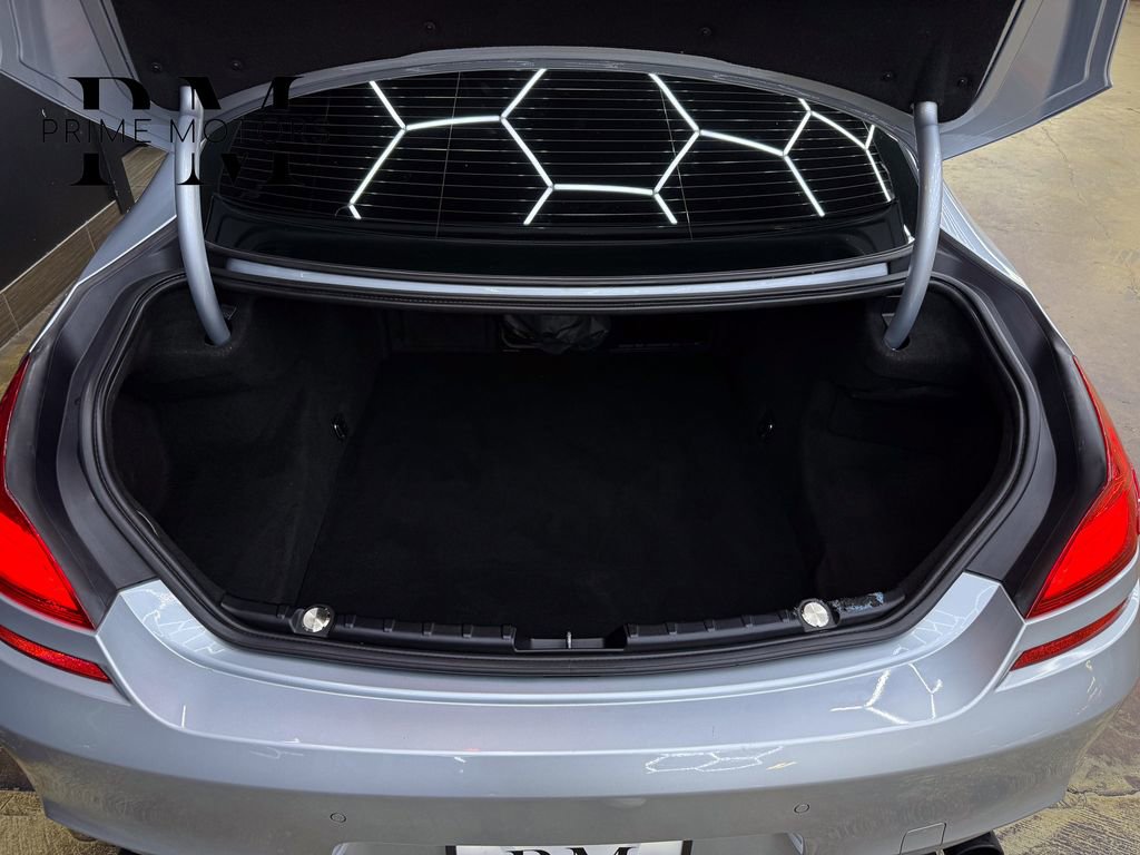 Used 2017 BMW M6 Coupe image 26