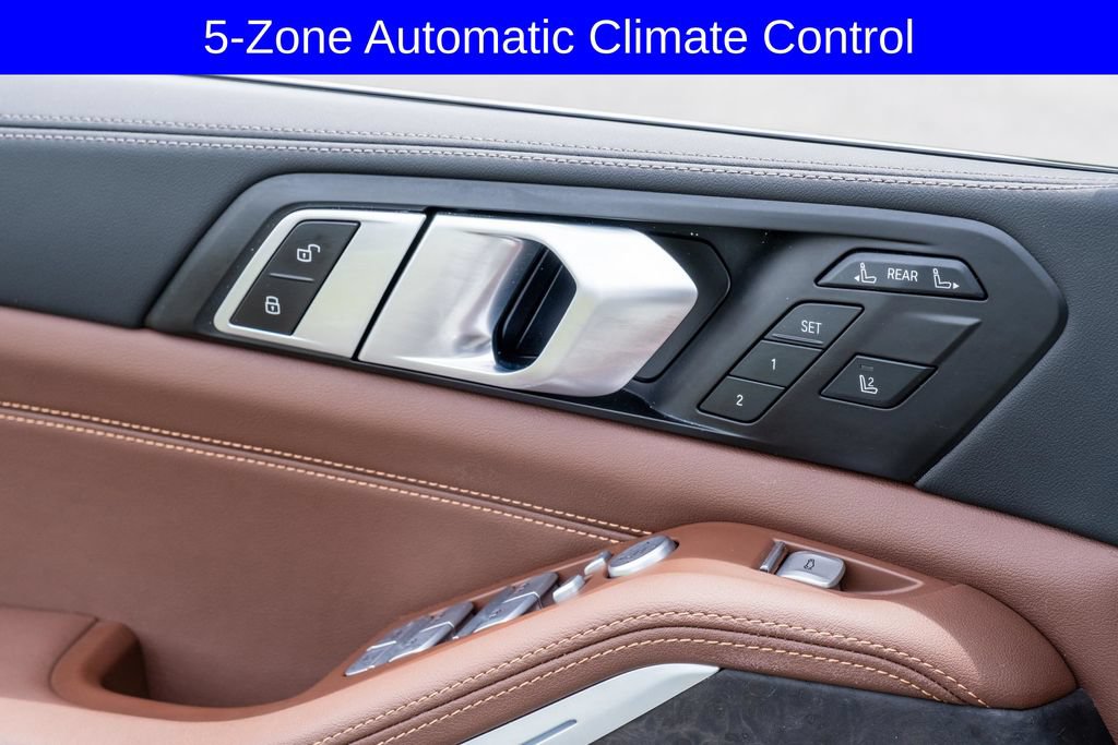 Used 2025 BMW X7 xDrive40i w/ M Sport Package AWD/4WD image 13
