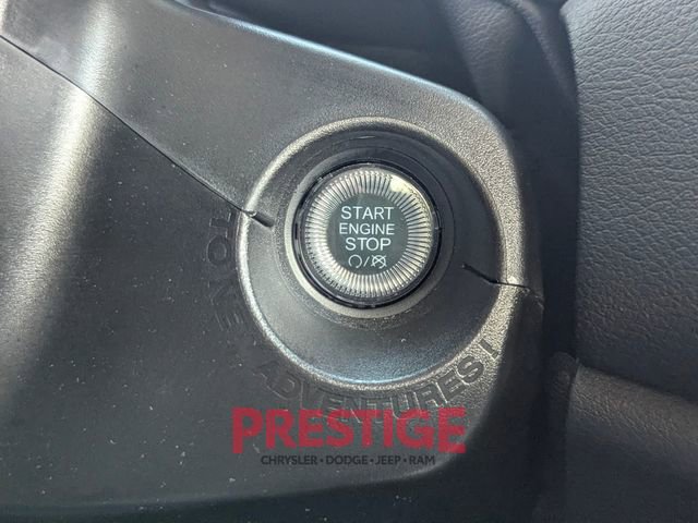 Used 2023 Jeep Renegade Trailhawk image 20