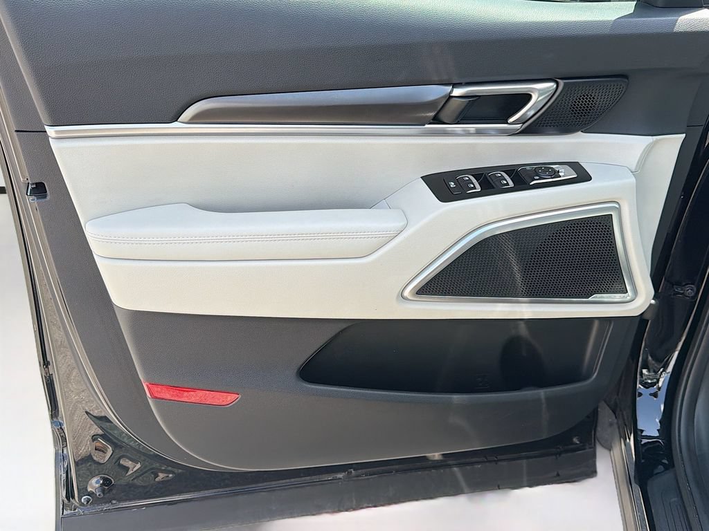Certified 2024 Kia Telluride S FWD image 20