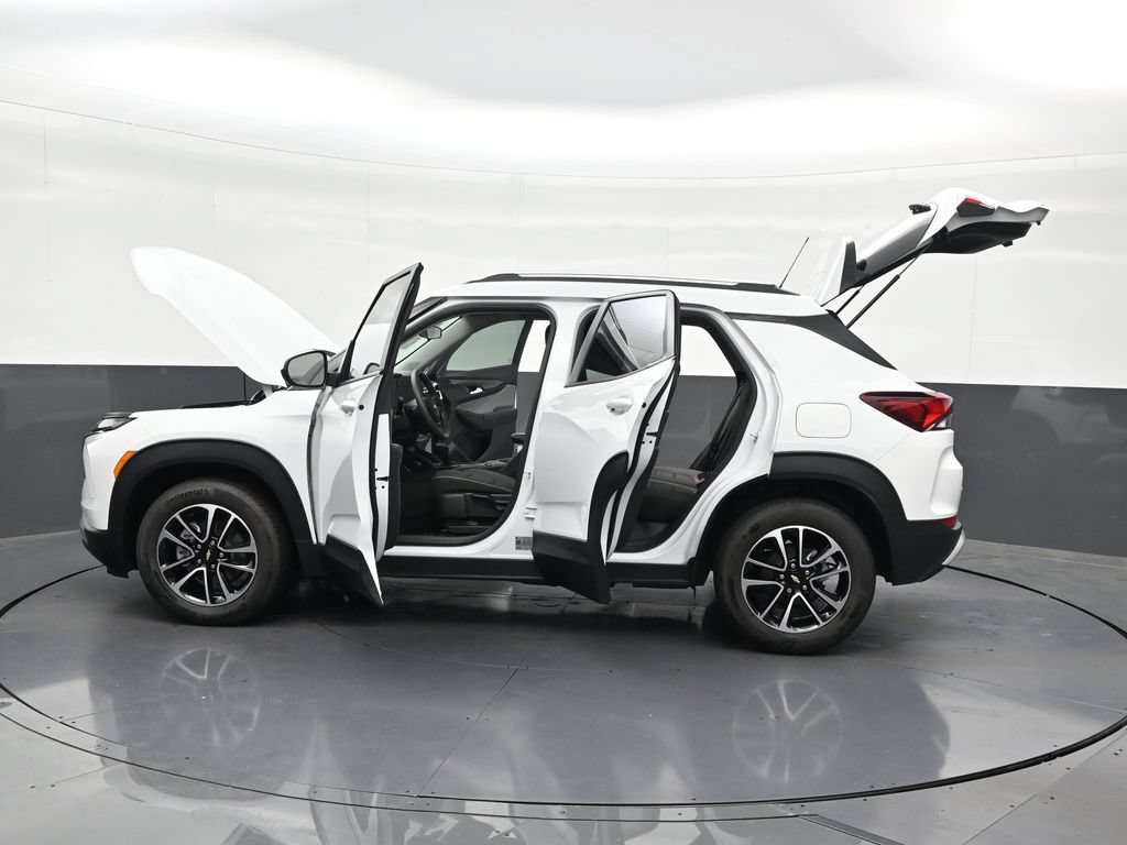 Used 2026 Chevrolet TrailBlazer LT FWD image 33