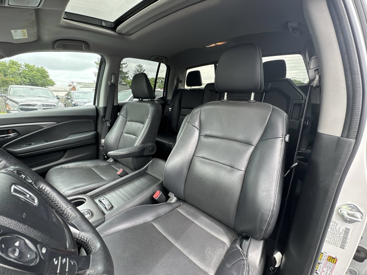 Used 2023 Honda Ridgeline RTL image 2