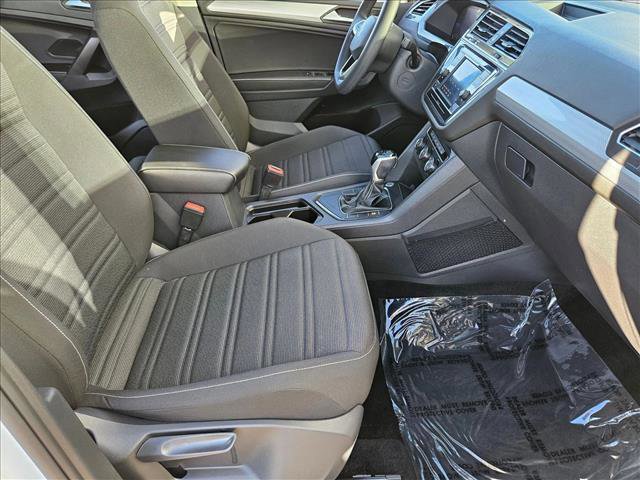Used 2022 Volkswagen Tiguan S FWD image 28