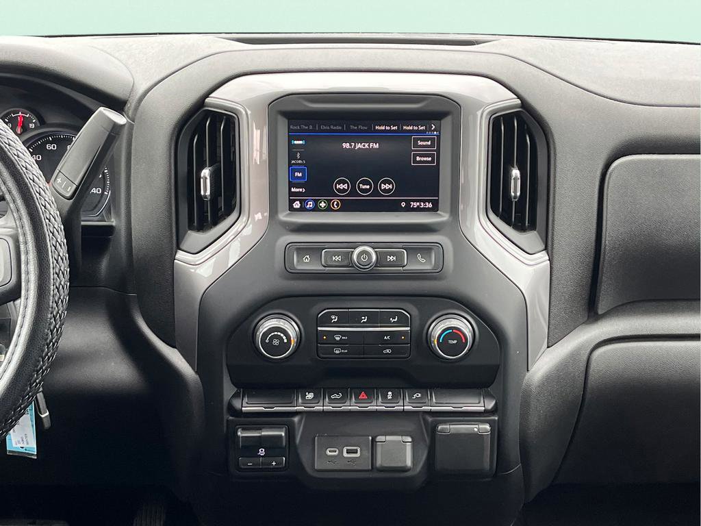 Used 2022 Chevrolet Silverado 2500 Custom w/ Custom Value Package image 20