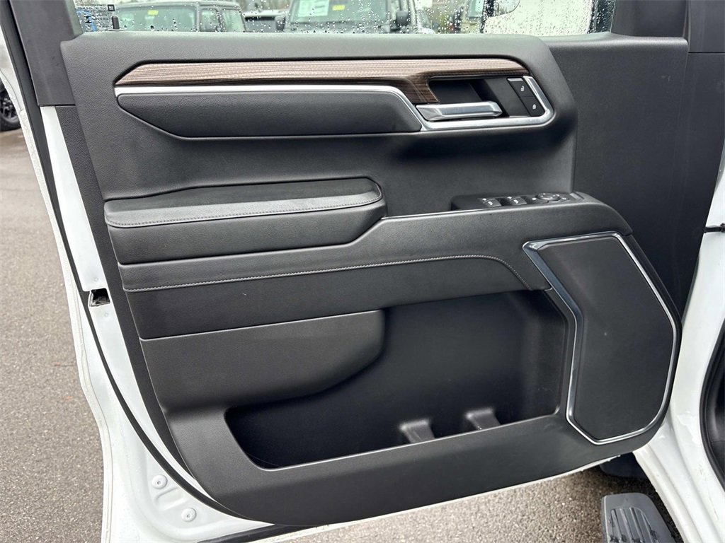 Used 2023 Chevrolet Silverado 1500 LT Trail Boss w/ Protection Package image 25