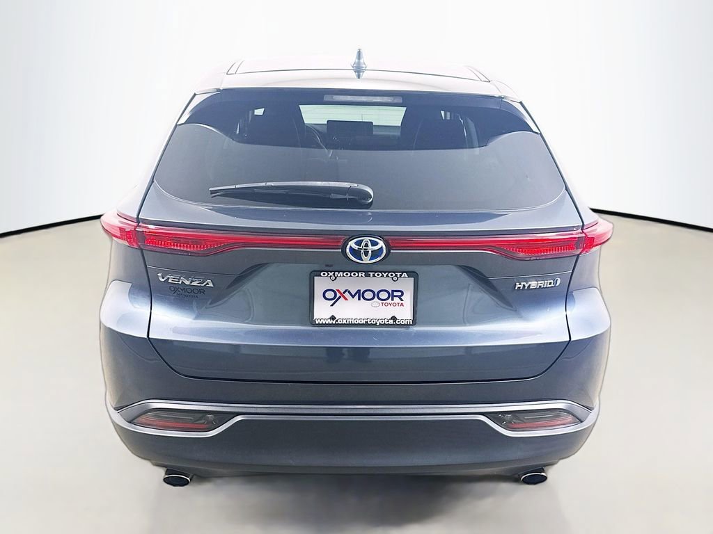 Used 2021 Toyota Venza LE AWD/4WD image 6