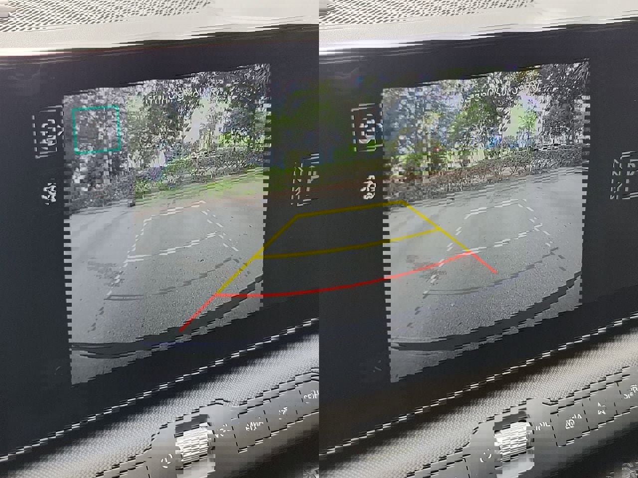 Used 2025 Kia K4 LXS image 24