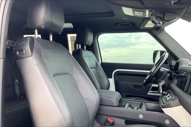 Certified 2023 Land Rover Defender 90 S image 7