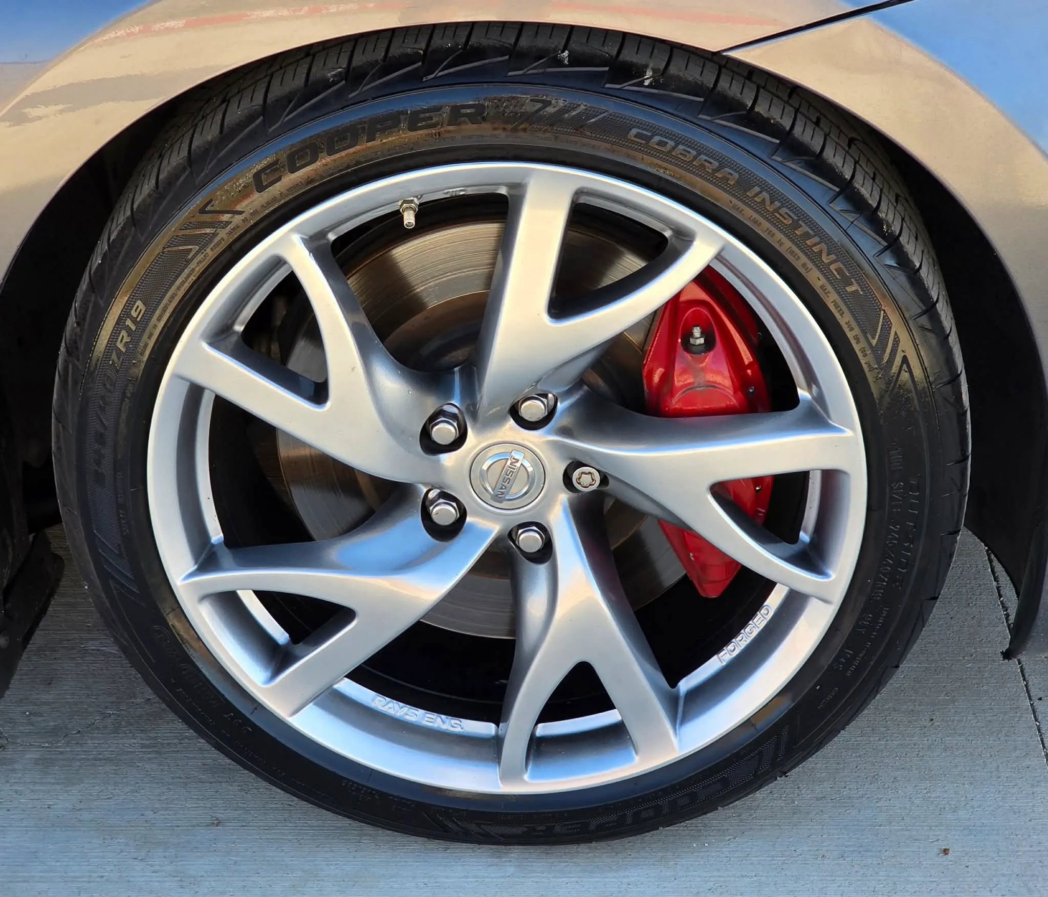 Used 2015 Nissan 370Z Coupe image 24