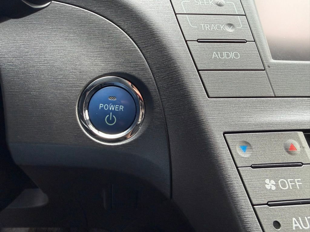 Used 2015 Toyota Prius Two FWD image 23