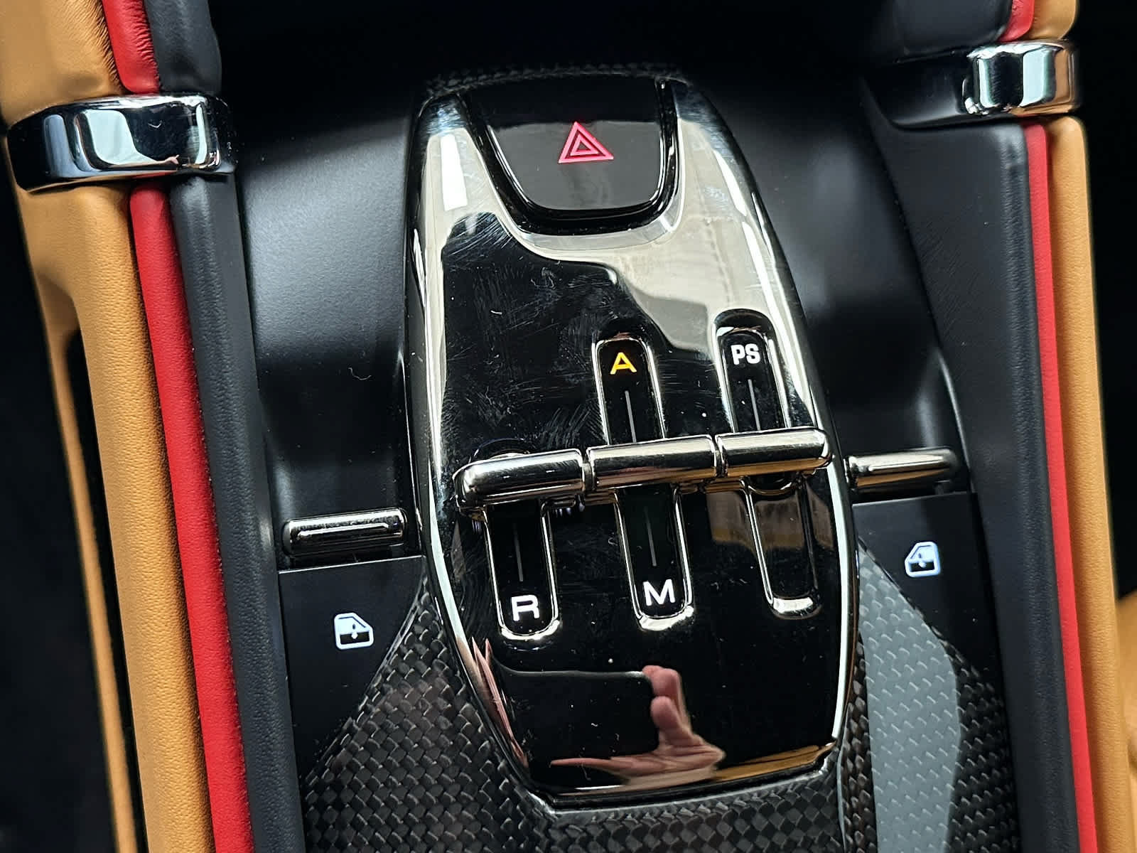 Used 2022 Ferrari Roma RWD image 25